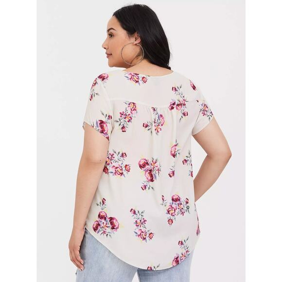 Torrid Floral Print Georgette Keyhole Blouse White Pullover Short Sleeve Sz 2X - Picture 3 of 9